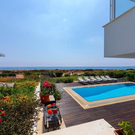 Protaras Beachfront Villa Alia Екстер'єр фото