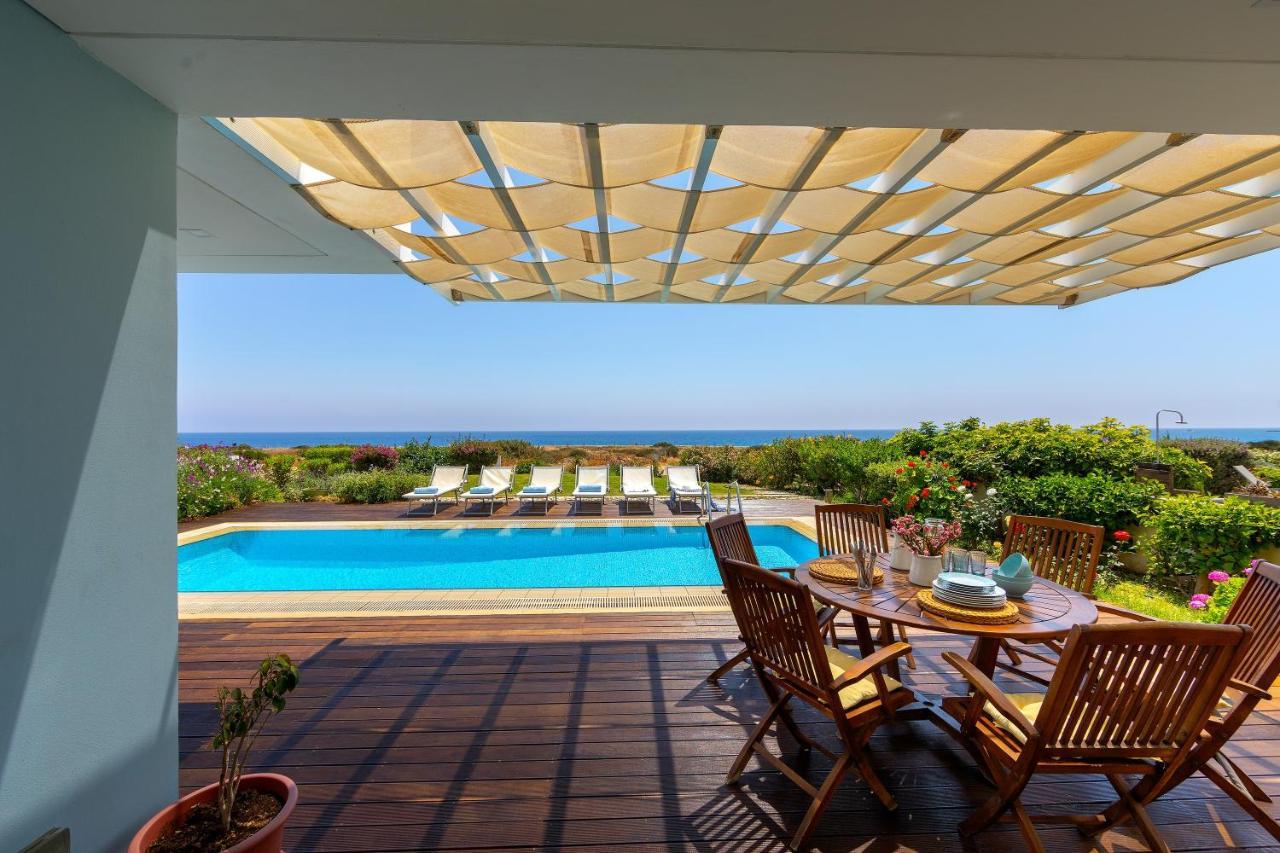 Protaras Beachfront Villa Alia Екстер'єр фото