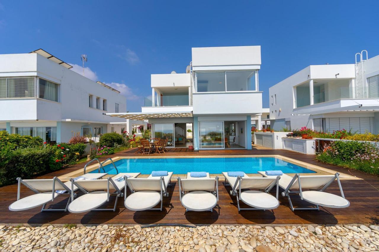 Protaras Beachfront Villa Alia Екстер'єр фото