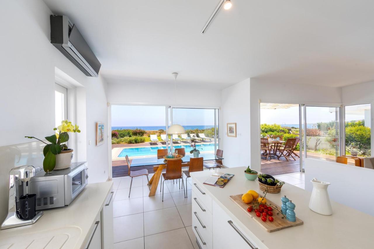Protaras Beachfront Villa Alia Екстер'єр фото