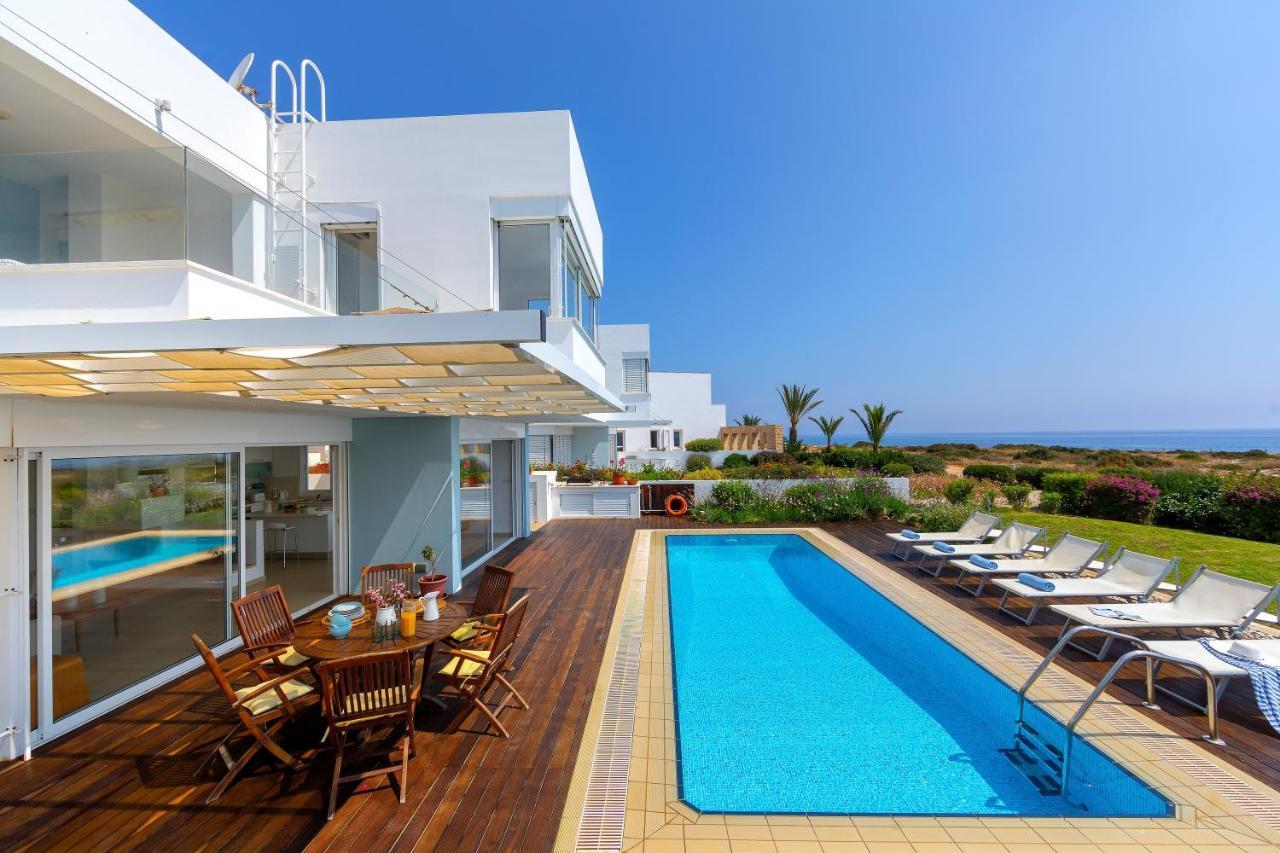 Protaras Beachfront Villa Alia Екстер'єр фото