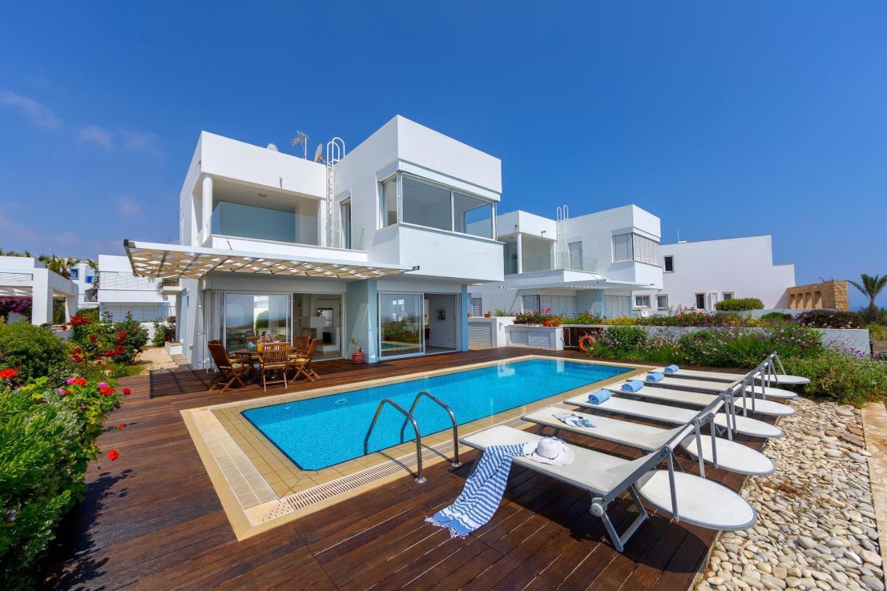 Protaras Beachfront Villa Alia Екстер'єр фото