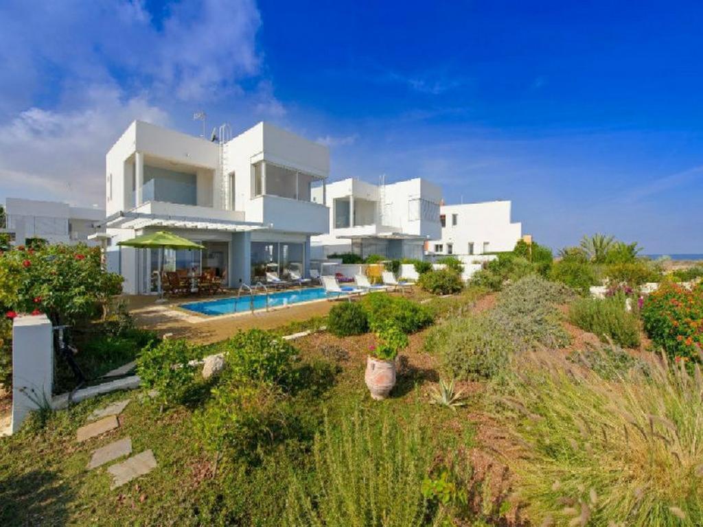 Protaras Beachfront Villa Alia Екстер'єр фото